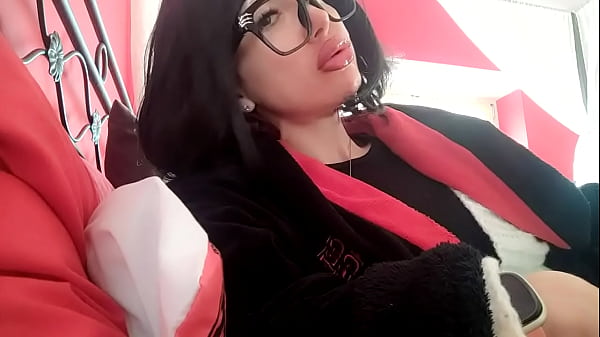 Fingering girlfriend