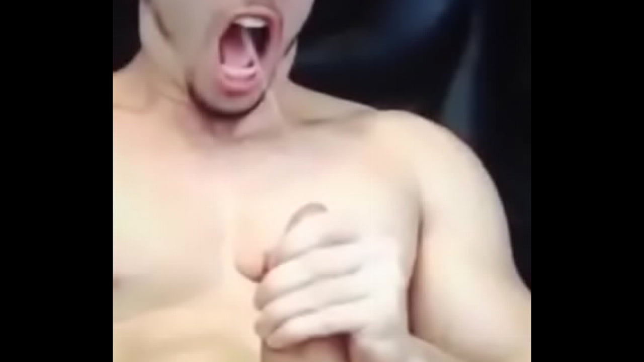 dotado se toma su leche
                   cum big young dick milk jerking eat gay grande paja handsome pene leche joven acabar masturbar dotado guapo muchos negros