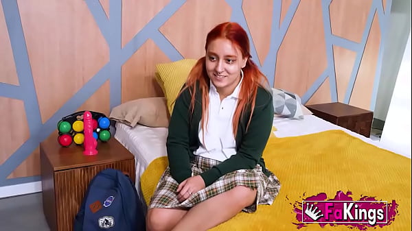18 years old babe Natalyy Hott finds about OLD DON JORGE and can't believe it!