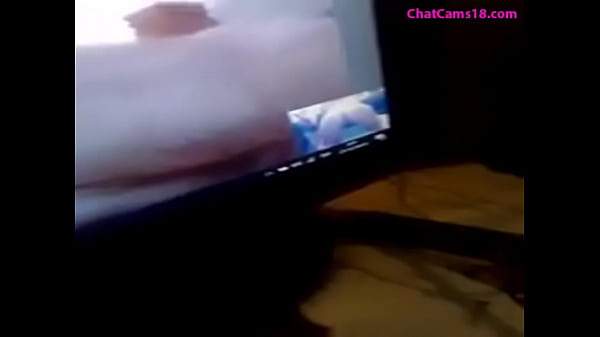 mostrando mis nalgotas por skype