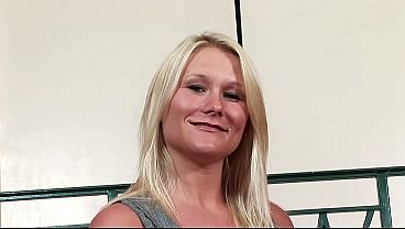 Check her out as she bounces on this big dick and alternates between sucking and fucking...