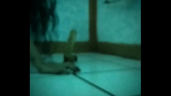 La.pandita recibe el a&ntilde;o caliente y con su juguete favorito ???️?