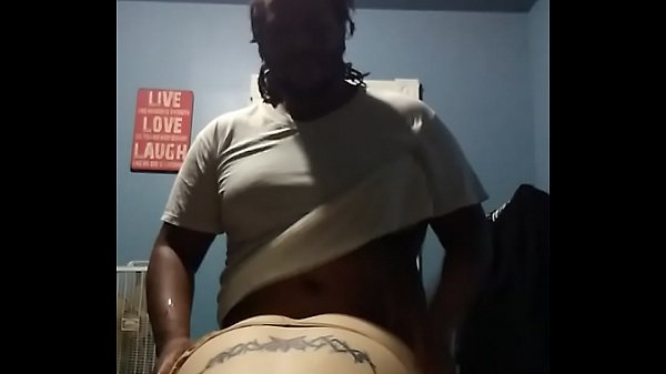 thumb stand up doggy