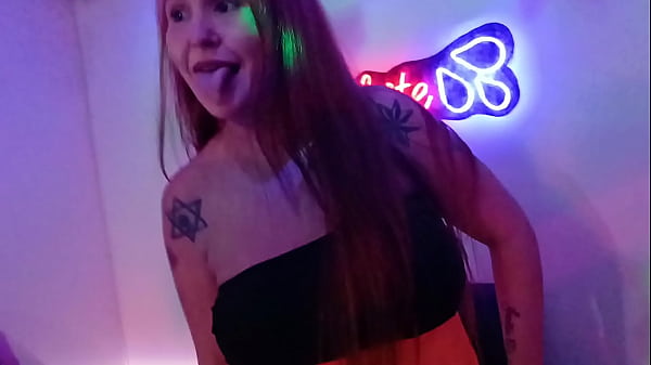 MY GIRLFRIEND FUCKS SO GOOD