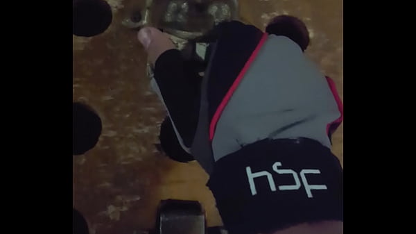 rana gets a facial fuck and comshot gived by hand whit gloves