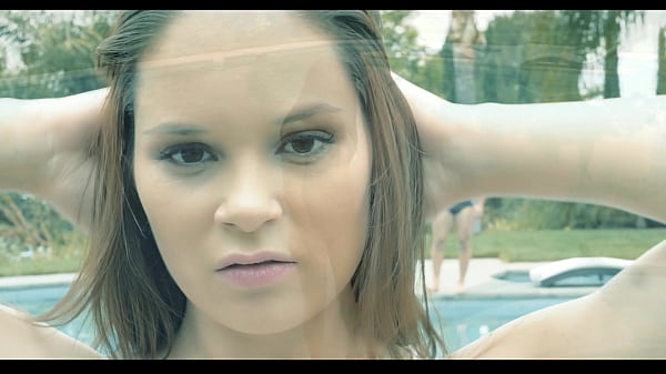 Sexy Brunnette Jenna J Ross Gets Her Pussy Plowed In The Pool