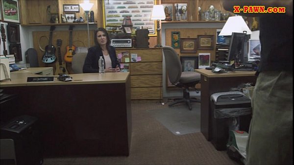 Customers wife sucks cock and pounded at the pawnshop