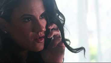 Peterjhooke - Gorgeous Brunette MILF Slut Out Screaming Squirting Orgasms Gets Breeding Creampied!