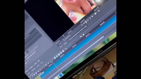 Editing videos of the bitch and cuckold getting a blowjob. Complete on RED