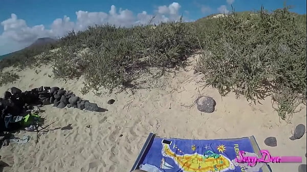 Sizzle on the Shoreline: Sexydea's Spicy POV Doggystyle Adventure at the Beach