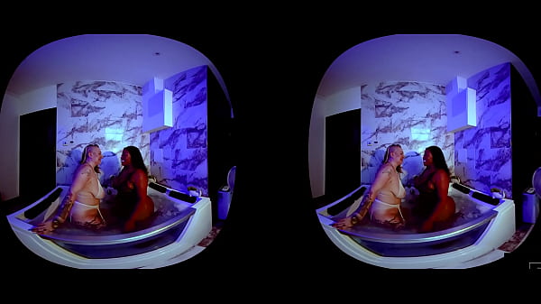 HOTWIFE LIVIE AND COCOWETLIPS SHARE A STEAMY SESSION IN THE TUB