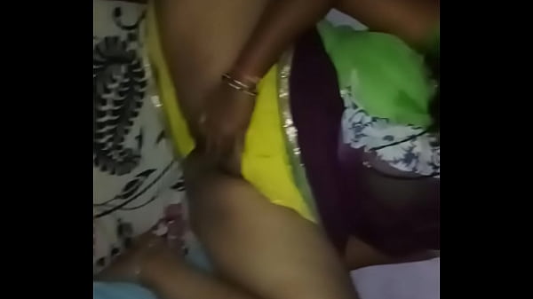 Fingring my wife in pusshi