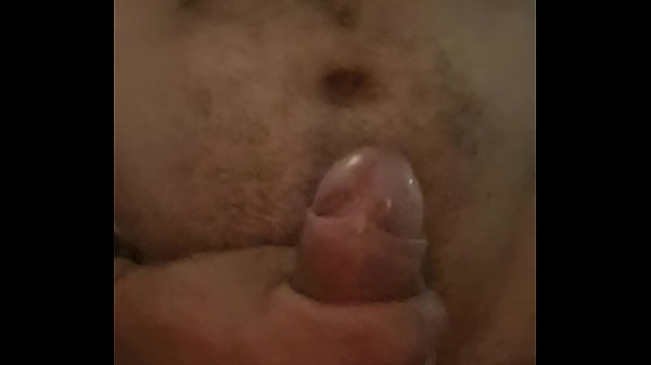 Paja rápida en la ducha,tengo la verga fresquita