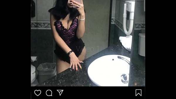 Alguien tiene v&iacute;deos de esta puta