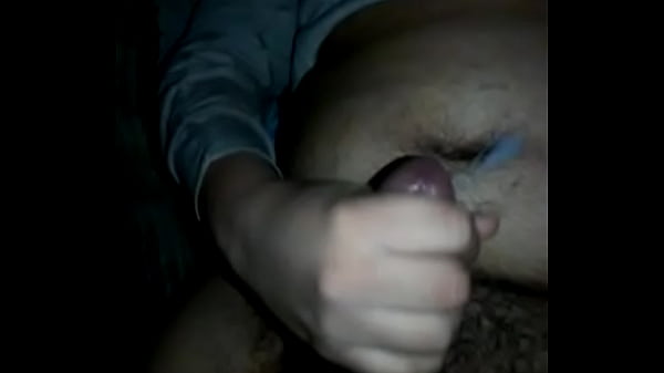 Download Video - Eyaculando en la noche