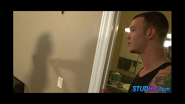 Stud fucks babe 0290