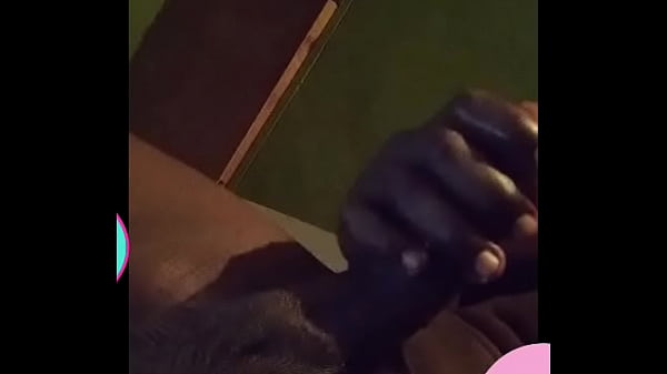 Jamaican Dick Se Masturbe * Les Dames Doivent Voir