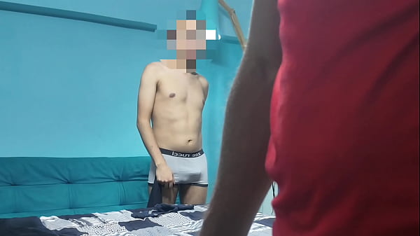 El tipo me cogió el culo como si fuera un coño.
                   El tipo me cogió el culo como si fuera un coño. muchos negros