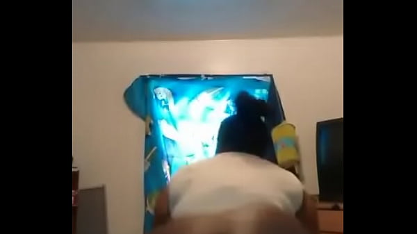 thumb ass clapping