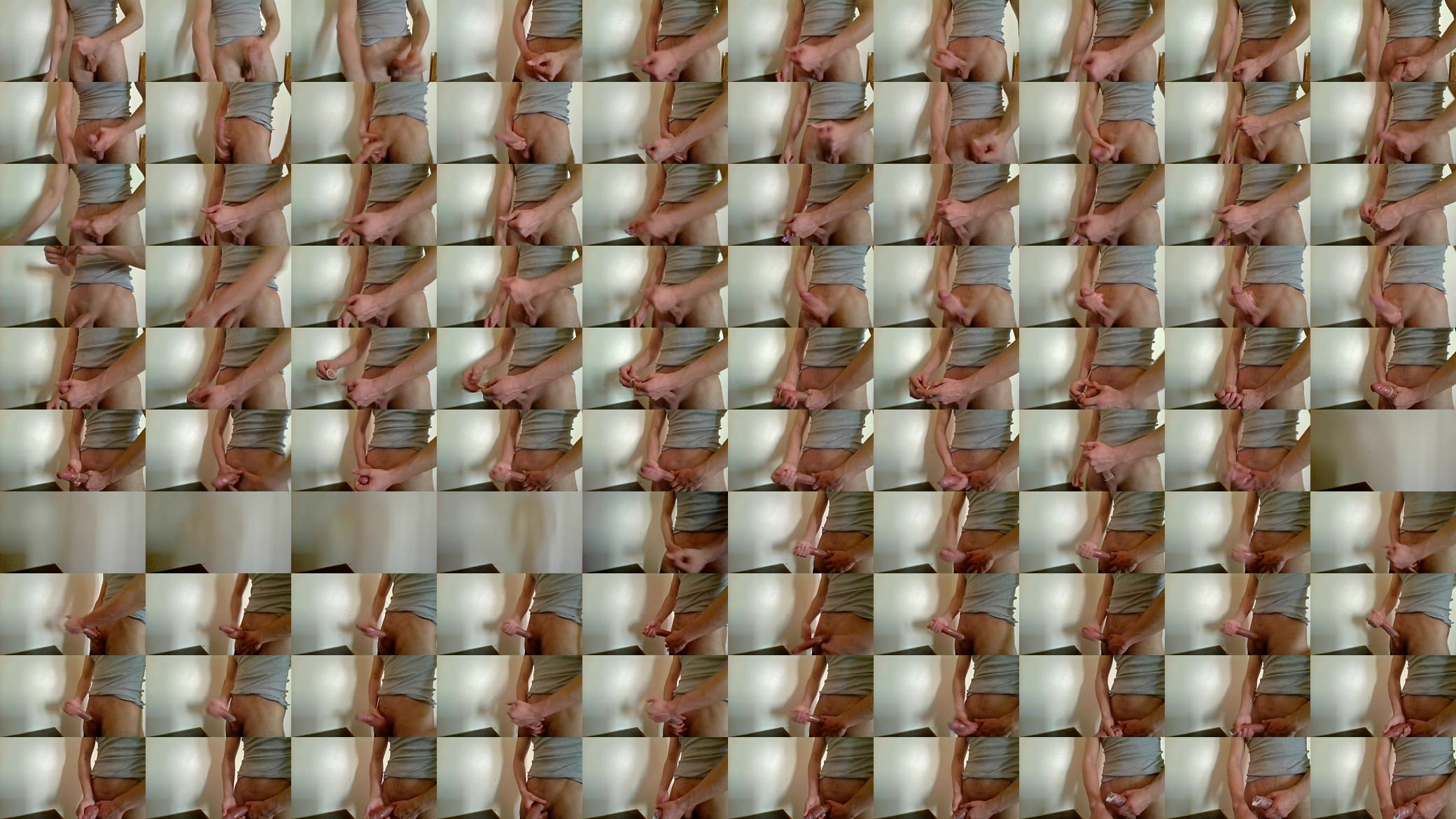 Big penis arab cum on medium size condom !! 预览图