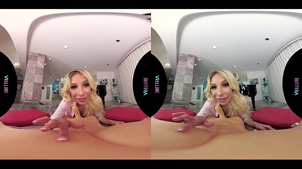 VRALLURE Carmen Caliente Is On Fire!