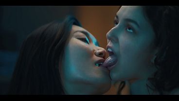 Vampire Girls Having Lesbian Sex - Asian vs Brunette 69 with Scissoring & Pussy Eating