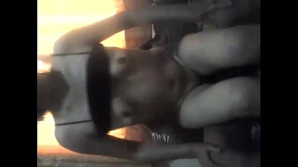 Download Video - CON MI TIA EN SU SALA 3