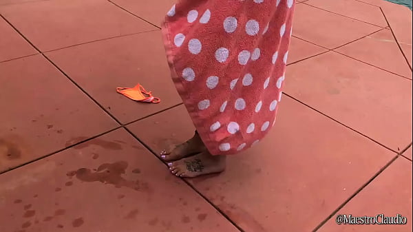Peeing in Tori Avano’s Pussy