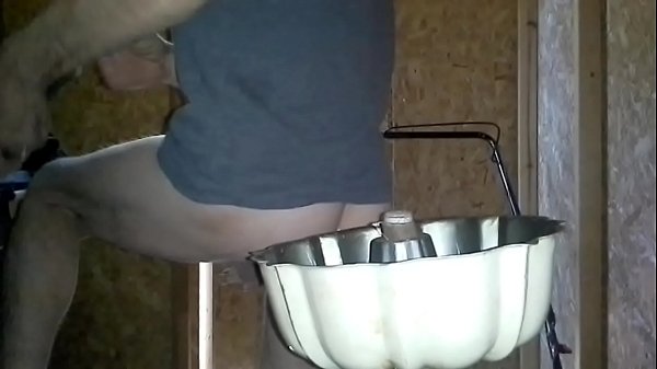 Ass outdoor almost caught pt 1