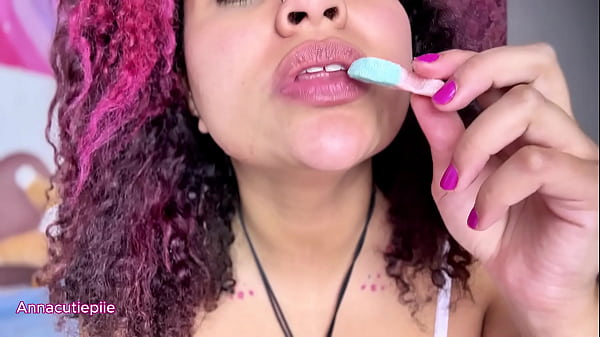 Vore ASMR Eating Gummy Worms Close-Up 15 sec