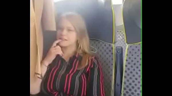 thumb does anyone know her name