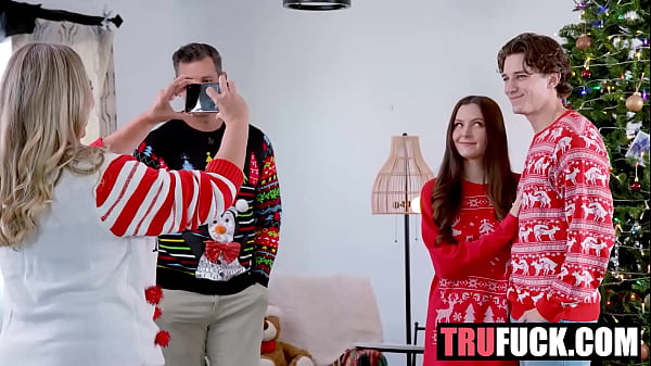 Download Video - XMAS Family Creampies Parker Ambrose&comma; Richard Glaze&comma; Serena Hill