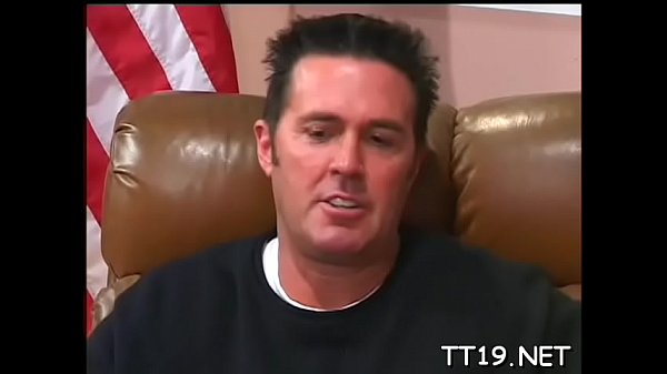 Luscious blonde beauty Violet gets gash licked