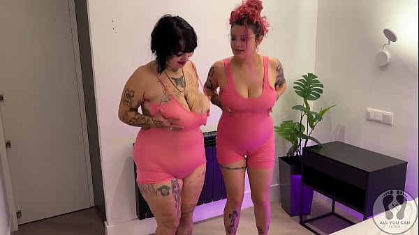 GG HUGE BOOBS JUMPING TITS BELLY FETISH ASS SHAKING PREVIEW