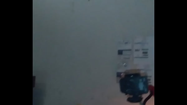 En mi casa con una desconocida