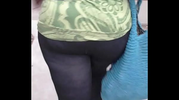 Smaccing ass