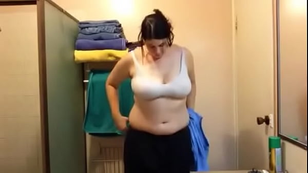 Leisha undressing