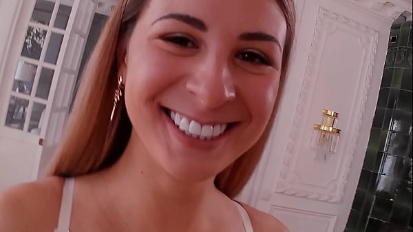 Alice Kelly back again!