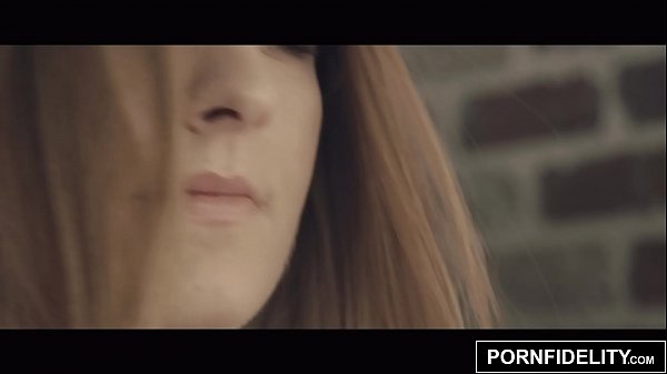 PORNFIDELITY Vicki Chase Takes An Anal Pounding