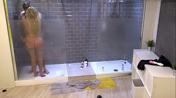 Download Video - WTF&excl; Abbie C&ast;ck Blocks Chloe And Sam's Naked Shower &vert; Geordie Shore 1605