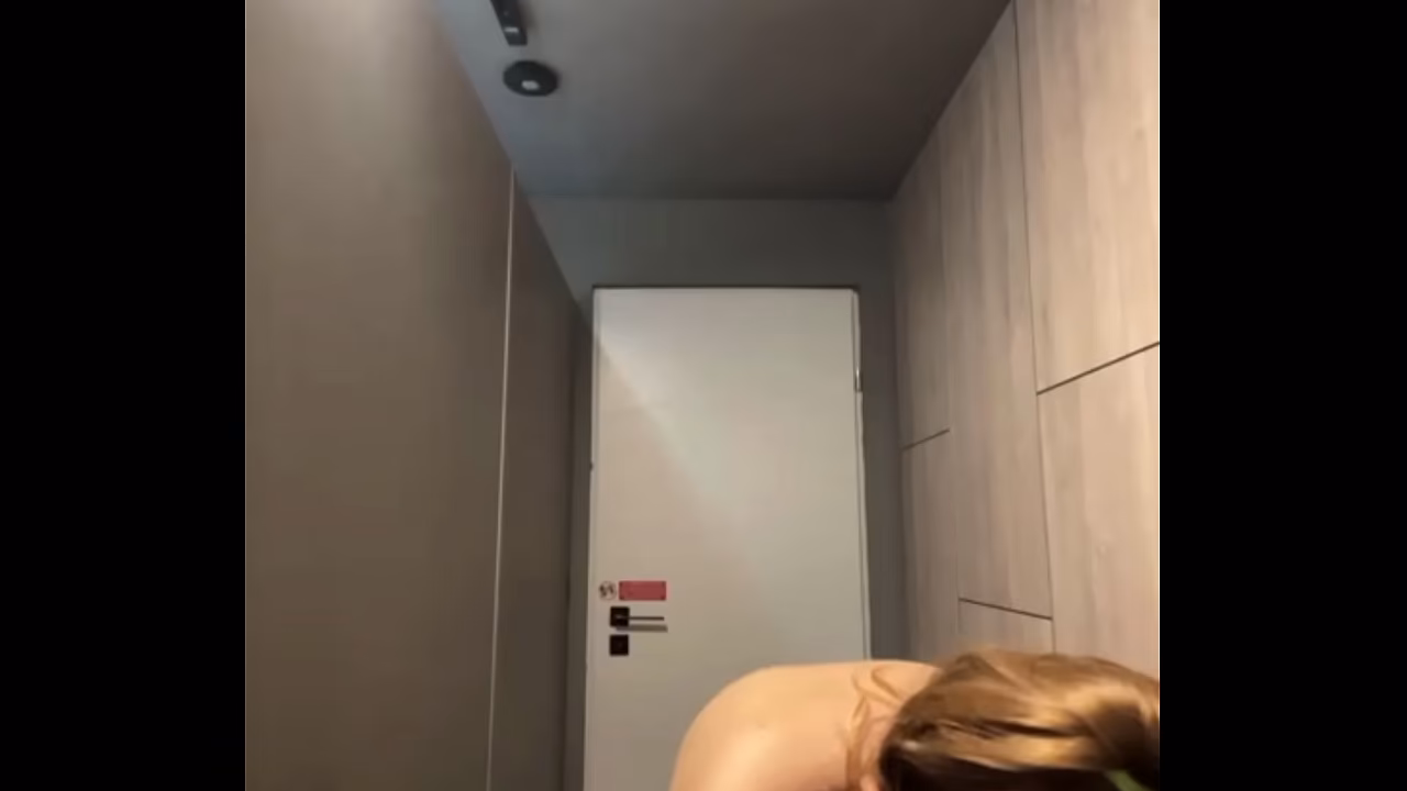 Crazy anal fucking in gym with jucielussie