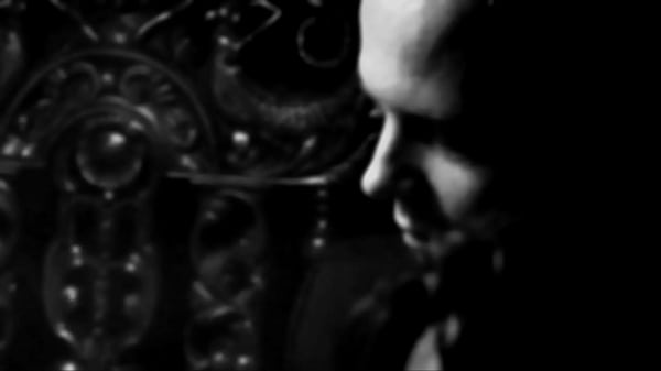 Lounge Pianist Sisters Kit Lee And Kat Lee Share Cocks During A Taboo Foursome