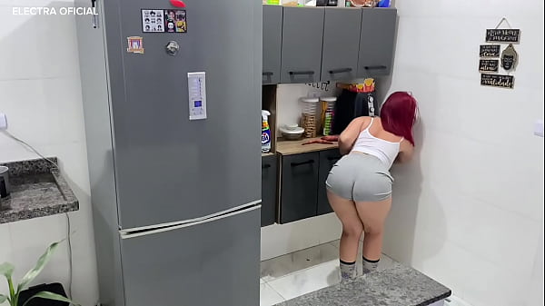 I managed to hire this maid, I was crazy about her ass, look at the clothes she came to my house in