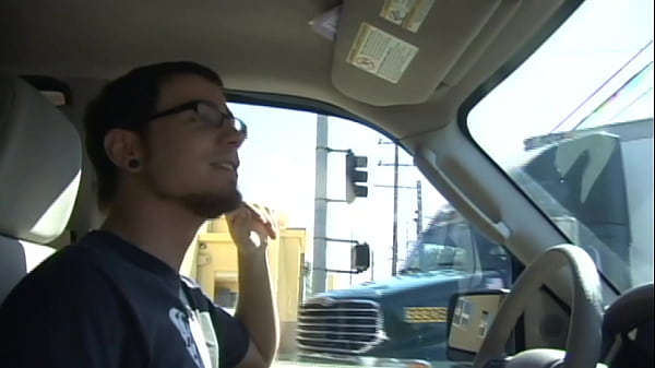 MI ME ENCONTRO MASTURBANDOME Y TERMINE FOLLANDOMELA ANTES DE QUE alguien