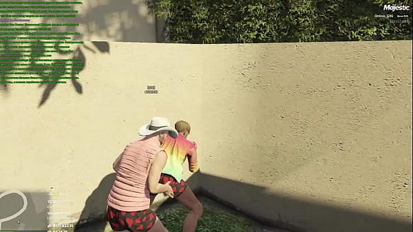 Расплатился за проезд в такси ртом и попой Maje...