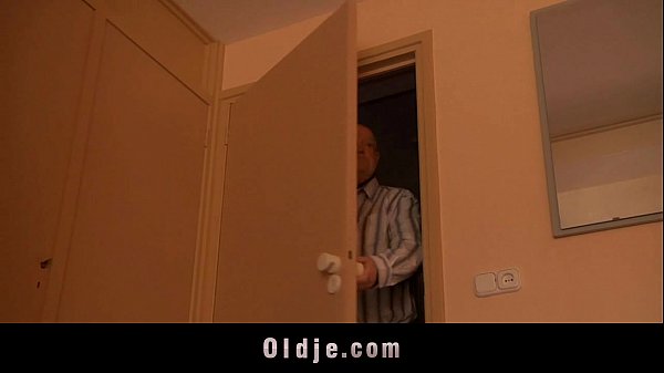 Old boss evaluates his young secretary with fuck
