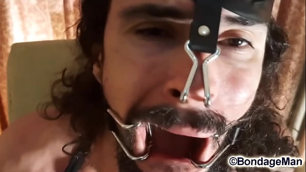 Download Video - Leo Ceoli tied up and gagged nosehook &vert; preview