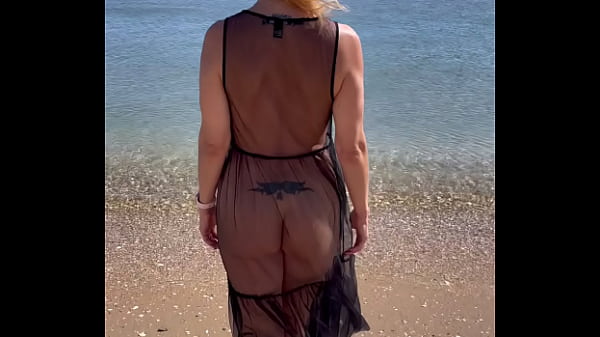 Tu me rejoins? N'oublies pas que je suis la MILF la plus CHAUDE ET LA PLUS ...