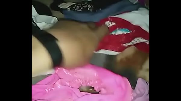 Robando las pantys de mi hijastra