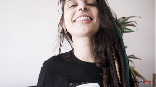 Garota Perfeita faz ANAL e deixa namorado gozar...